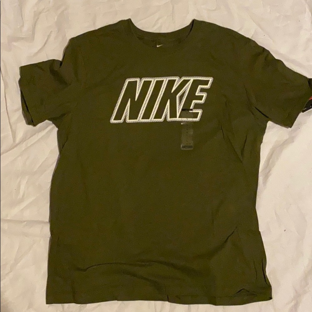 Nike T-shirt